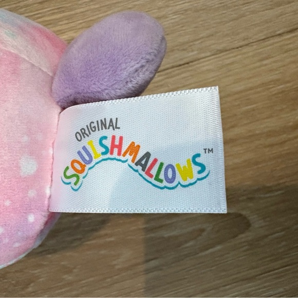 Brindles the Platypus 4” Rainbow Squishmallow Kellytoy - Picture 3 of 7